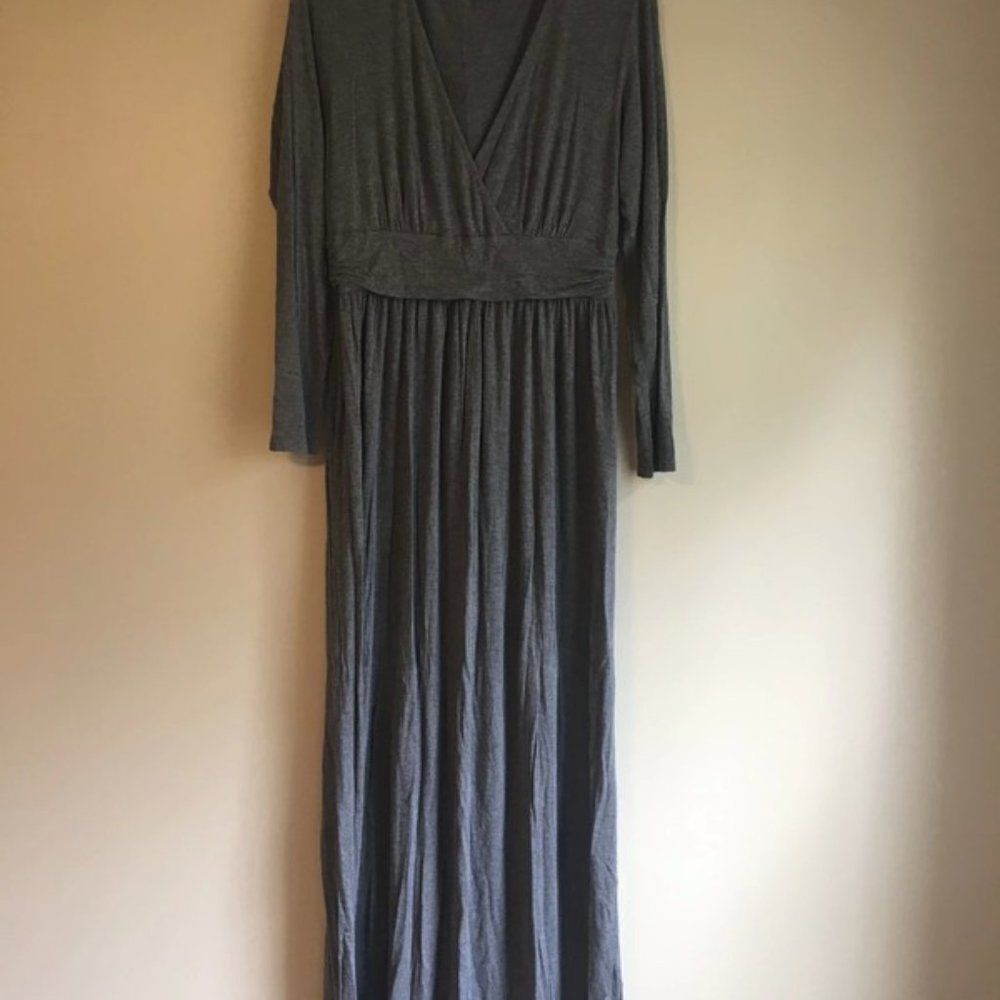 Ouges medium long grey dress‎